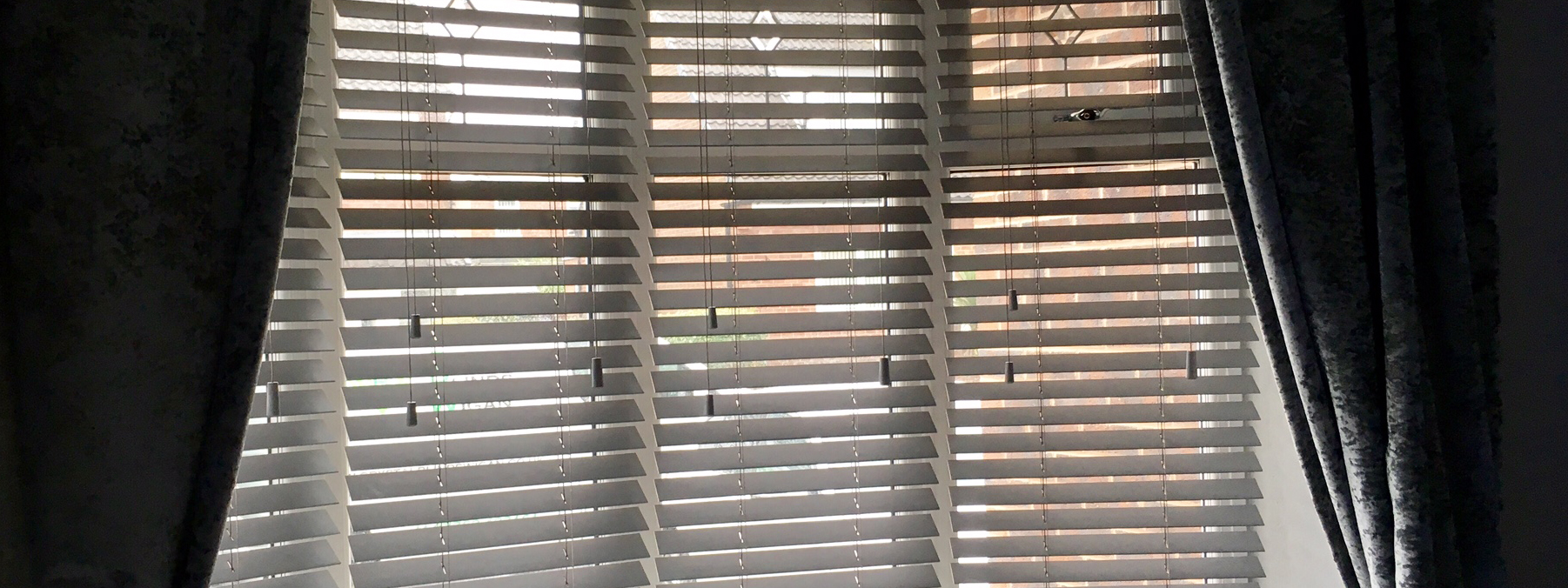 CRYSTAL BLINDS WIGAN